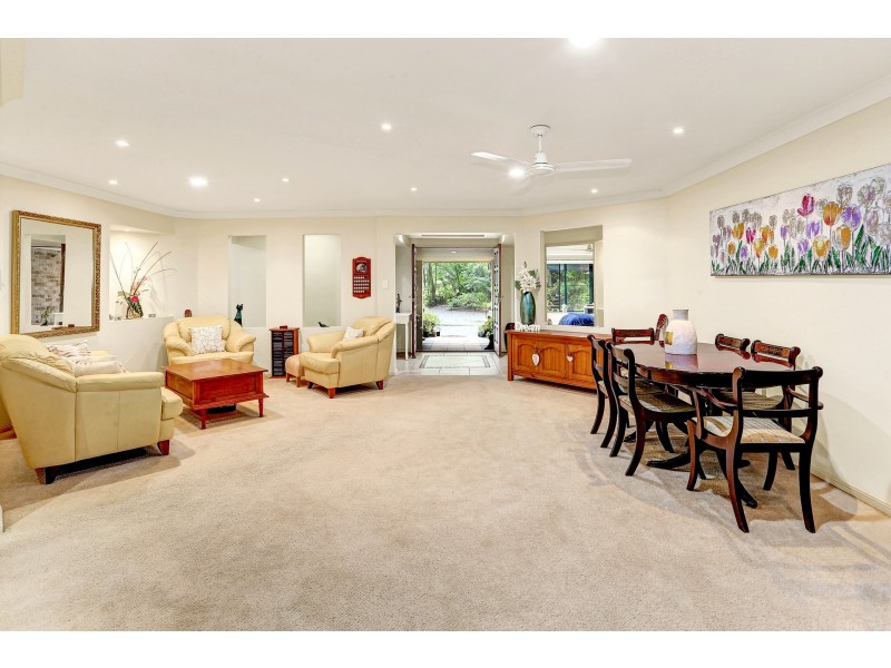 1 Greentree Place, Doonan QLD 4562