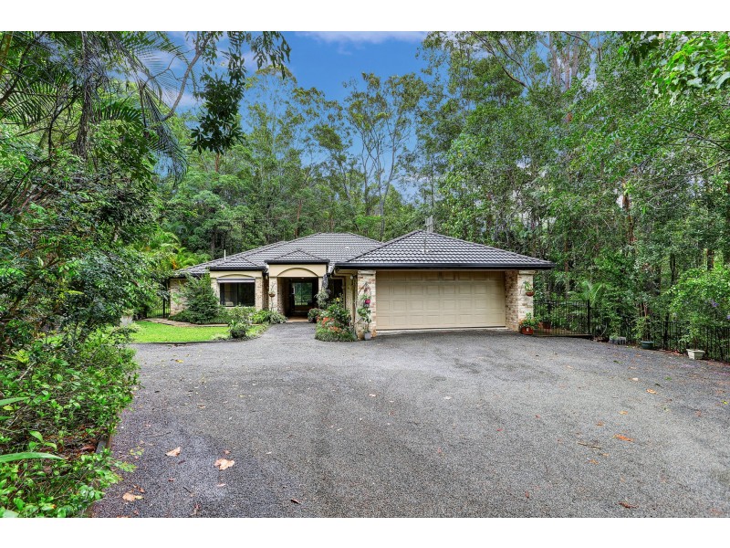 1 Greentree Place, Doonan QLD 4562