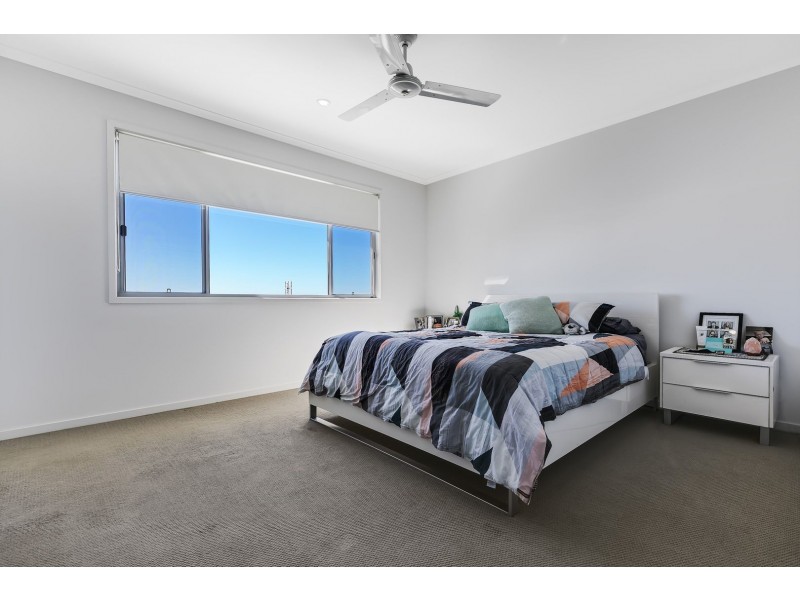 9/11 Crayfish Street, Mountain Creek QLD 4557