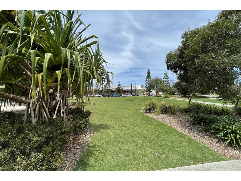 9/11 Crayfish Street, Mountain Creek QLD 4557