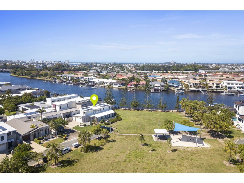 21 Cocos Court, Kawana Island QLD 4575