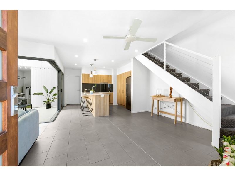 23 Tinnanbar Terrace, Maroochydore QLD 4558