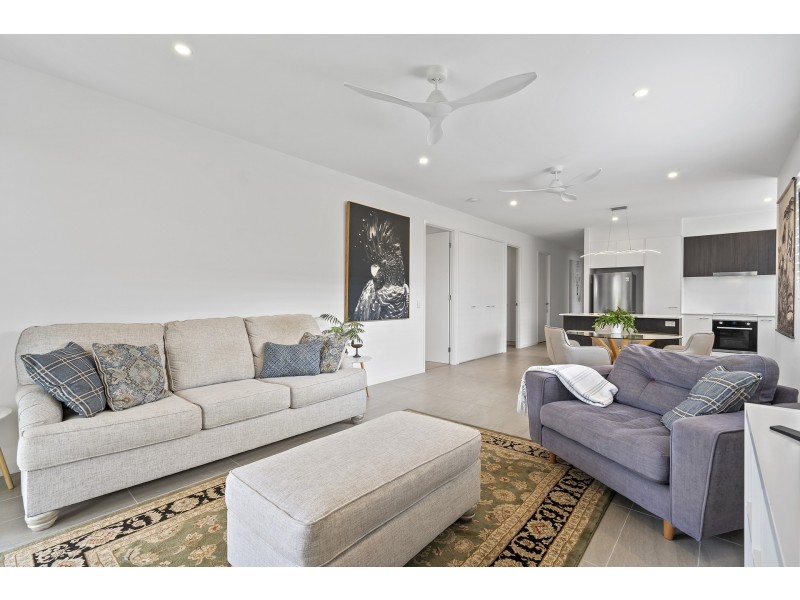 216 Tide Avenue, Maroochydore QLD 4558