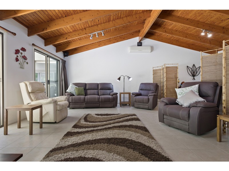 34 De Zen Road, Palmview QLD 4553