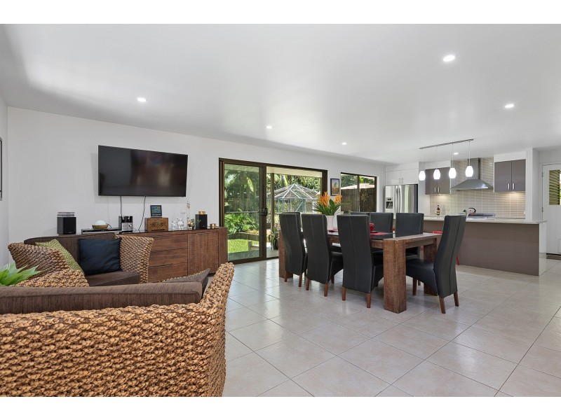 34 De Zen Road, Palmview QLD 4553