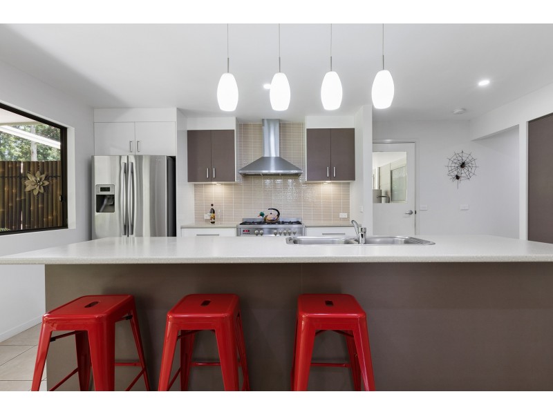 34 De Zen Road, Palmview QLD 4553