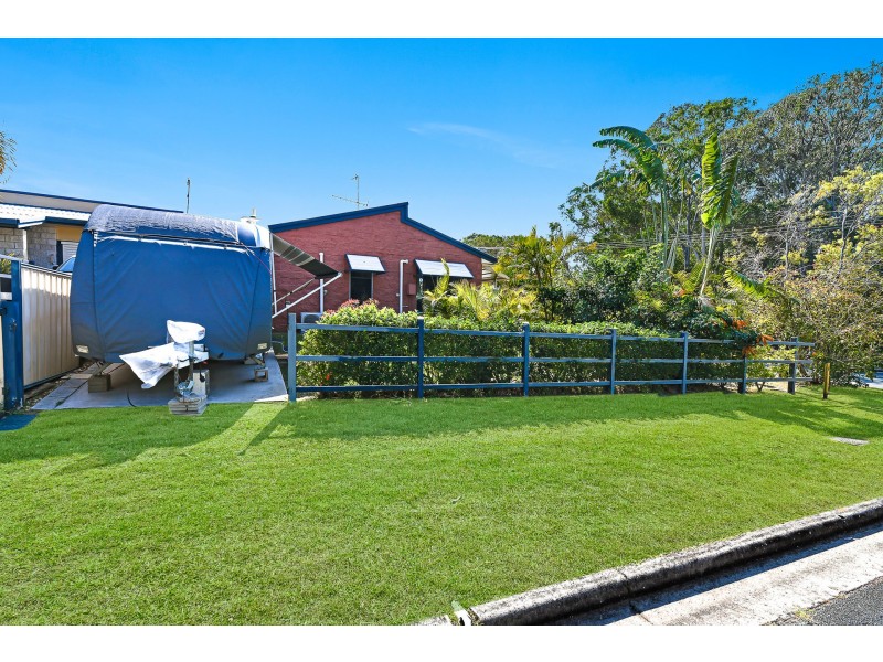 2 Conebush Crescent, Aroona QLD 4551