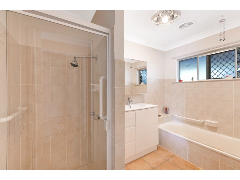 2 Conebush Crescent, Aroona QLD 4551