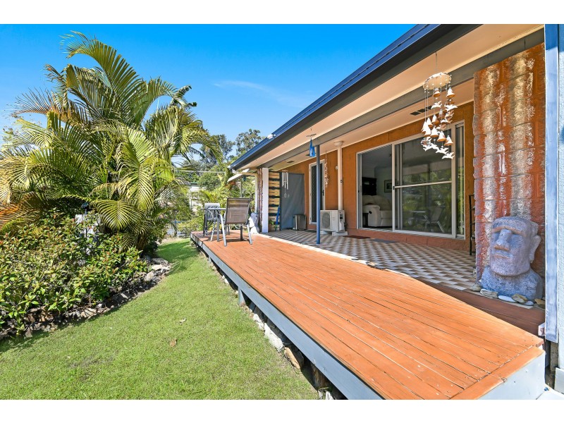 2 Conebush Crescent, Aroona QLD 4551