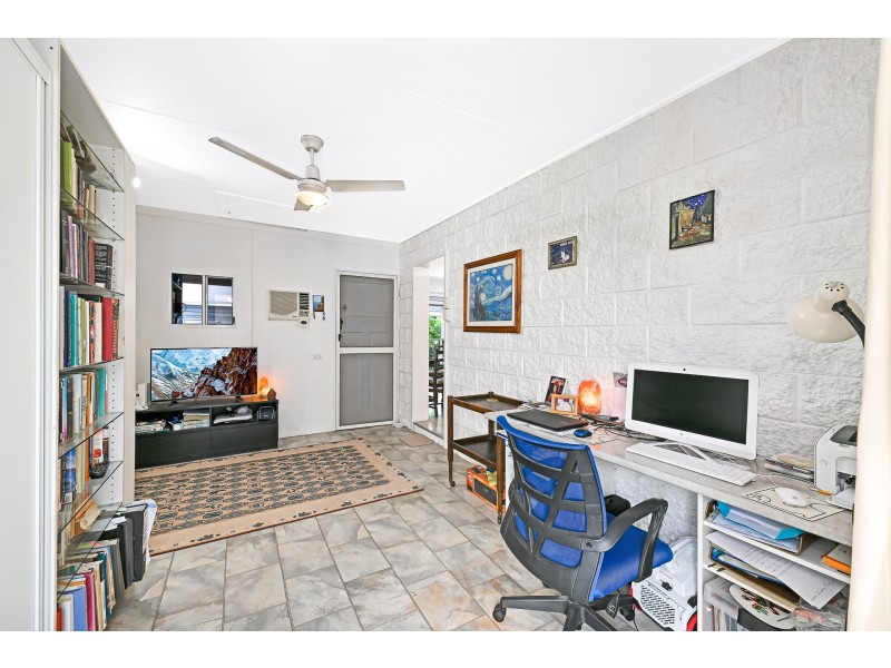 2 Conebush Crescent, Aroona QLD 4551
