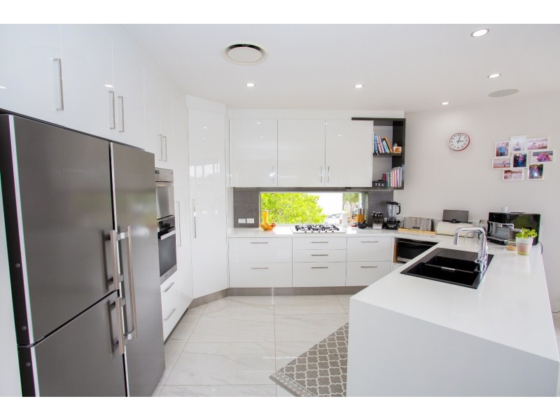 19 Amity Avenue, Maroochydore QLD 4558