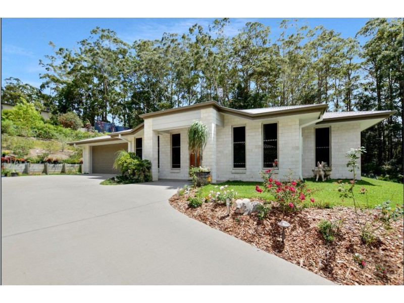 28 The Parkway Place, Mapleton QLD 4560