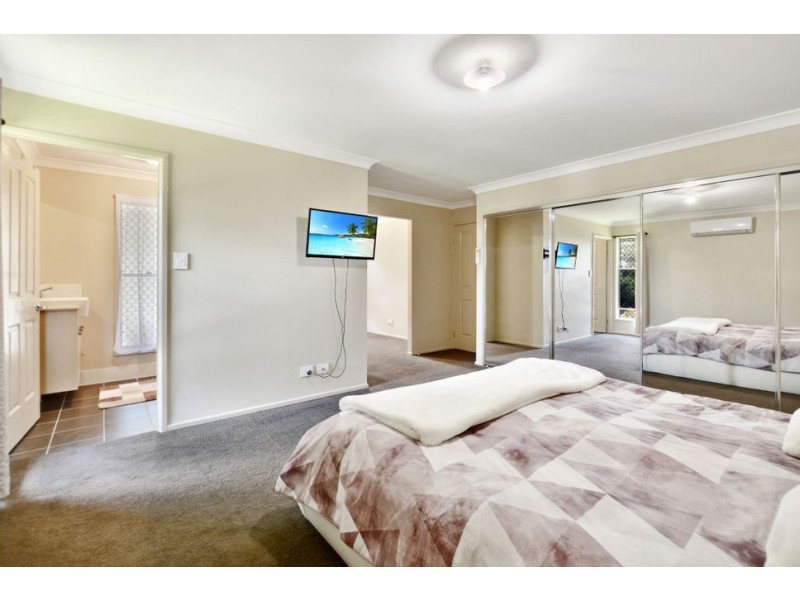 28 The Parkway Place, Mapleton QLD 4560