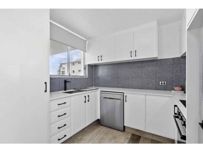 9/174 Alexandra Parade, Alexandra Headland QLD 4572