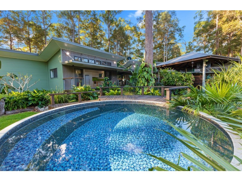 31 De Zen Road, Palmview QLD 4553