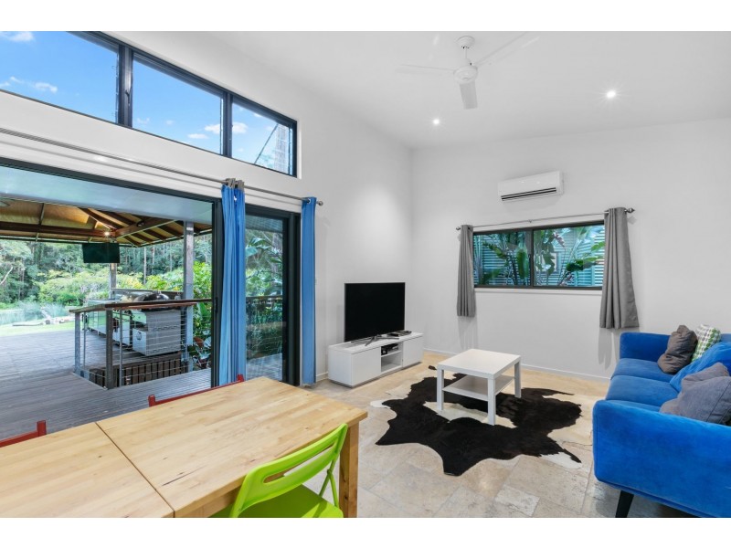 31 De Zen Road, Palmview QLD 4553