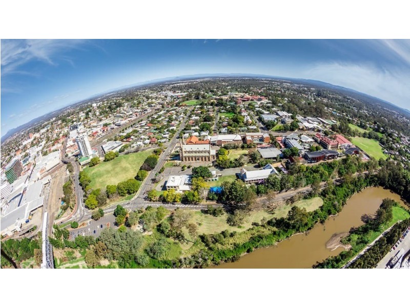 5-6/10 Byrne Street, Bundamba QLD 4304