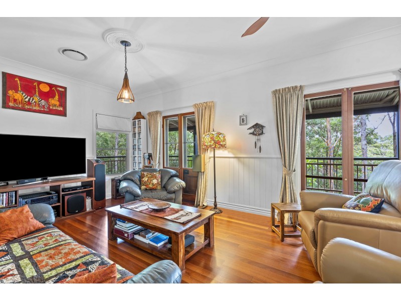 14 Forest Oak Court, Tanawha QLD 4556