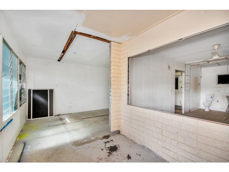 1/60-62 Broadsea Avenue, Maroochydore QLD 4558