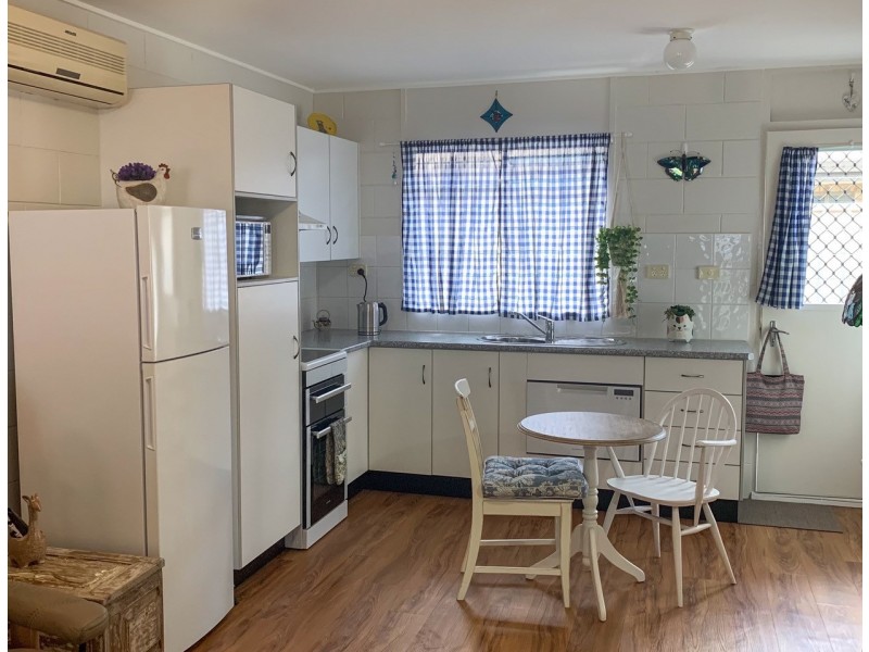 2/29-31 Court Road, Nambour QLD 4560