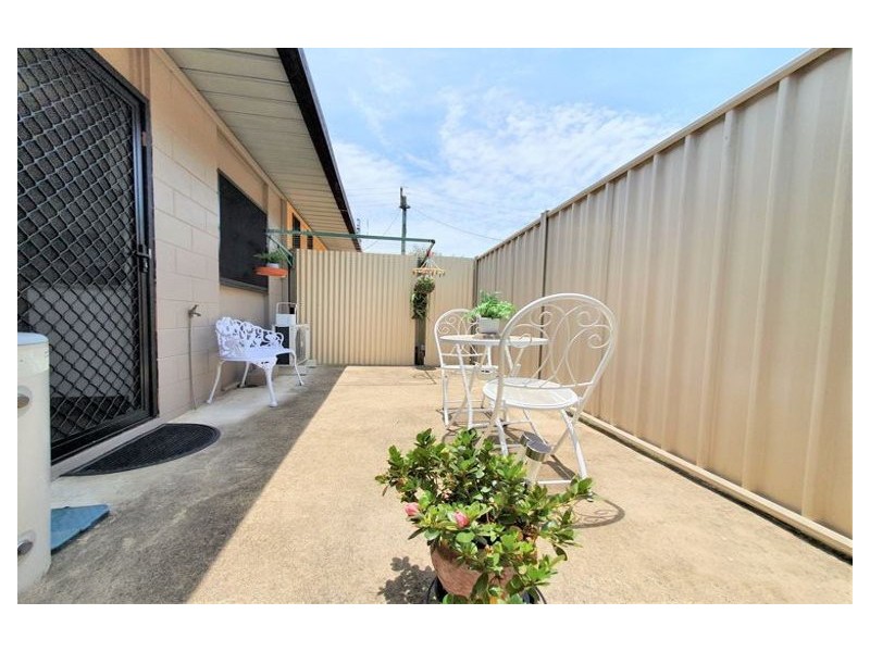 2/29-31 Court Road, Nambour QLD 4560