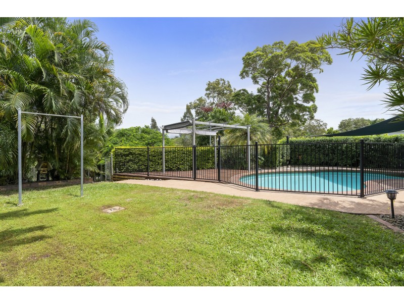 9 Karawatha Drive, Mountain Creek QLD 4557