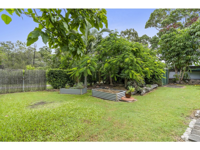9 Karawatha Drive, Mountain Creek QLD 4557