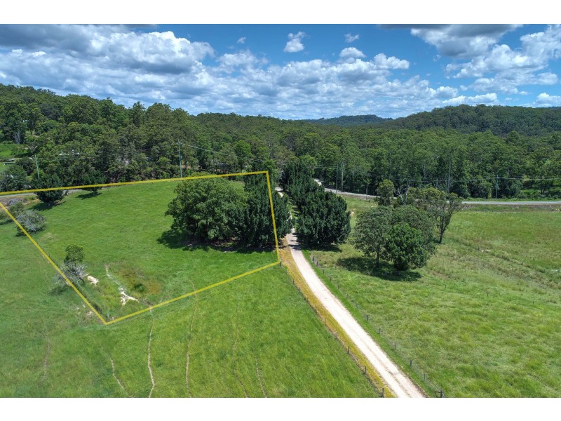 205 Yandina-Bli Bli Road, Maroochy River QLD 4561