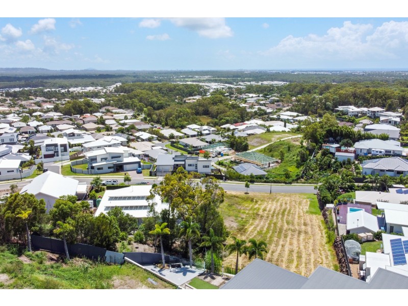 25 Mon Terre Drive, Little Mountain QLD 4551