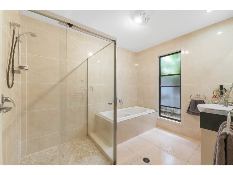 17 Ribbonwood Street, Sippy Downs QLD 4556