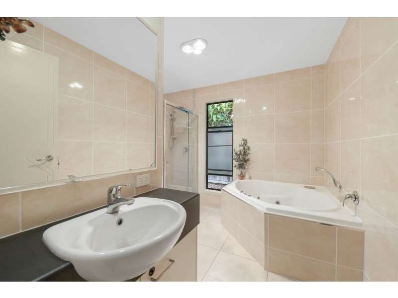 17 Ribbonwood Street, Sippy Downs QLD 4556