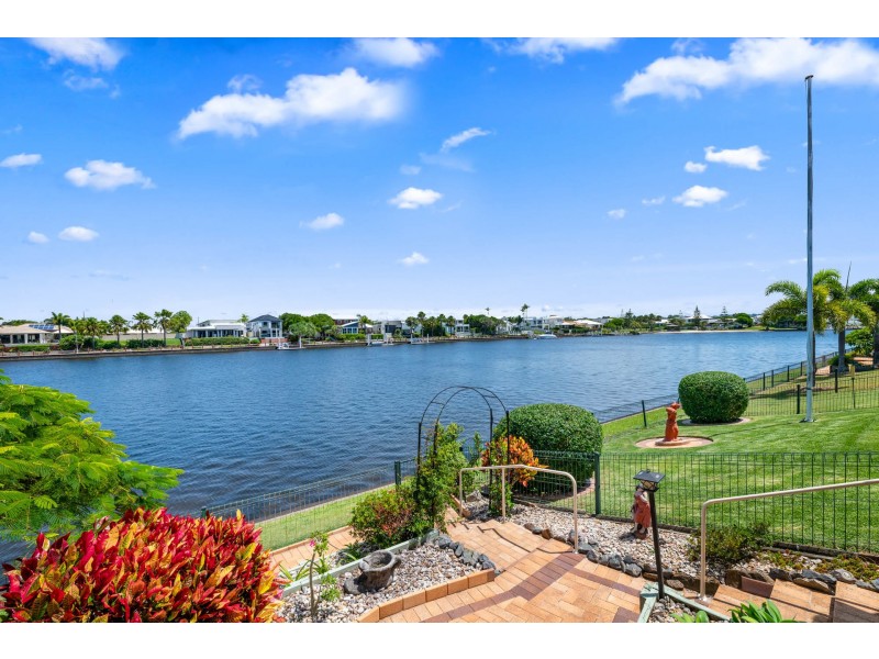 168/2 Melody Court, Warana QLD 4575