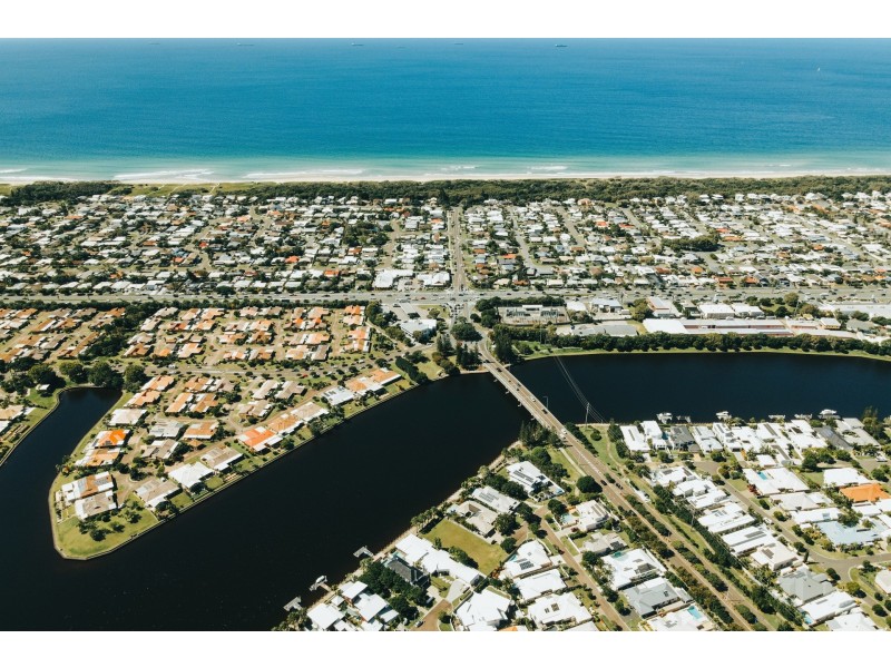 168/2 Melody Court, Warana QLD 4575