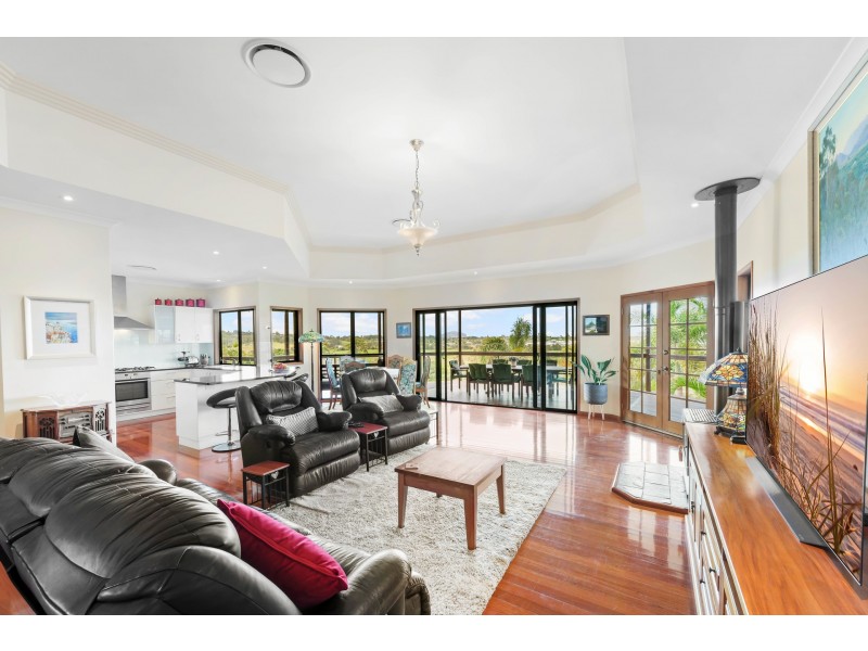 618 Petrie Creek Road, Rosemount QLD 4560