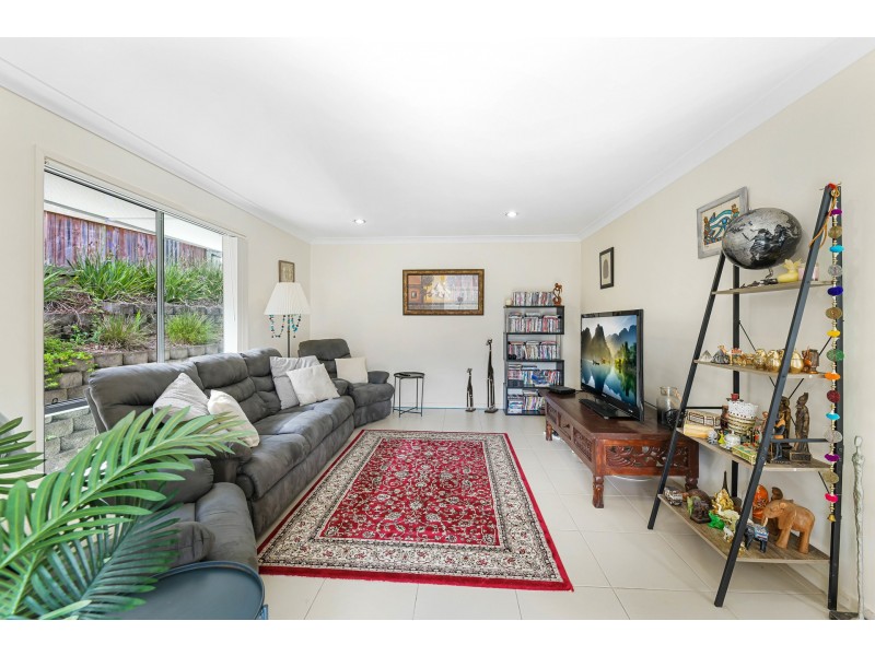 42 Robur Crescent, Mountain Creek QLD 4557