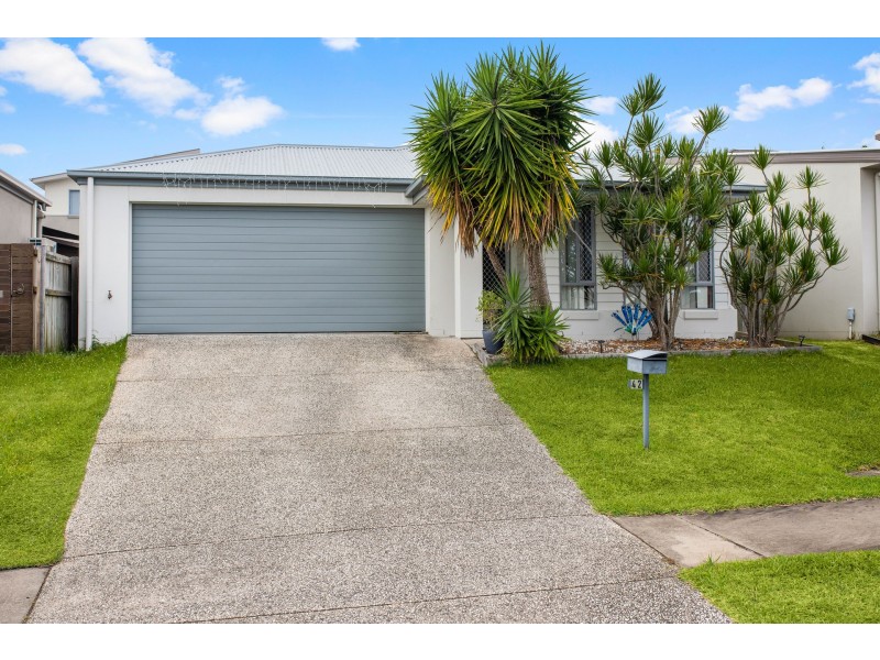 42 Robur Crescent, Mountain Creek QLD 4557