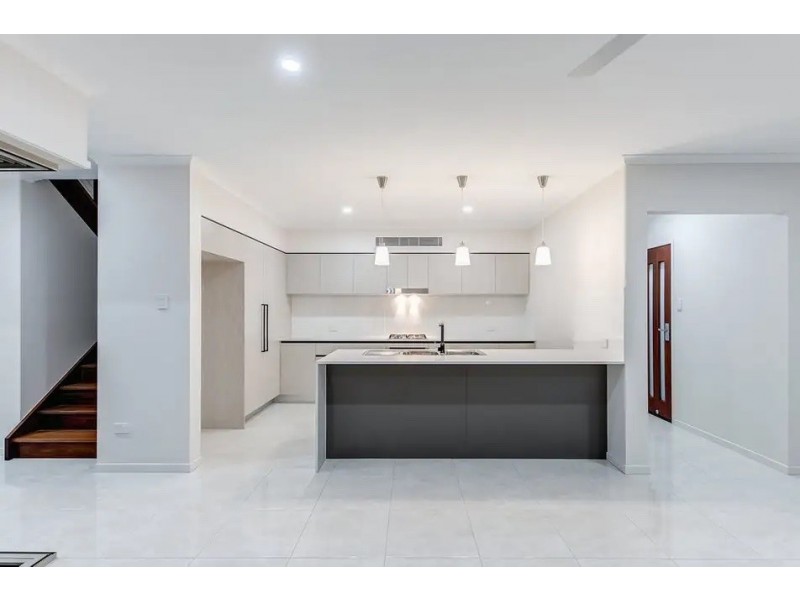 39 Tinnanbar Terrace, Maroochydore QLD 4558