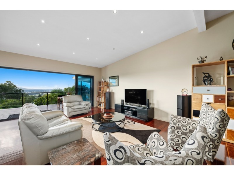8 Coolum View Terrace, Buderim QLD 4556