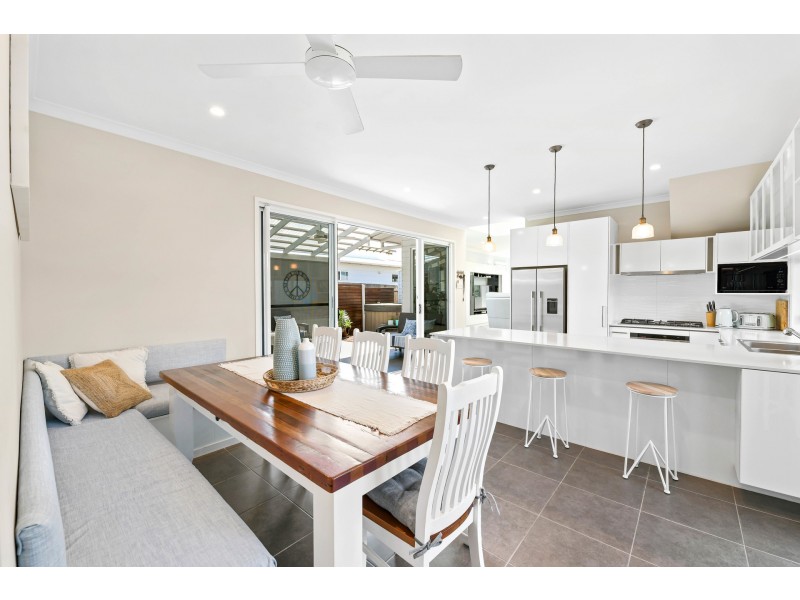 75 Mudjimba Beach Road, Mudjimba QLD 4564