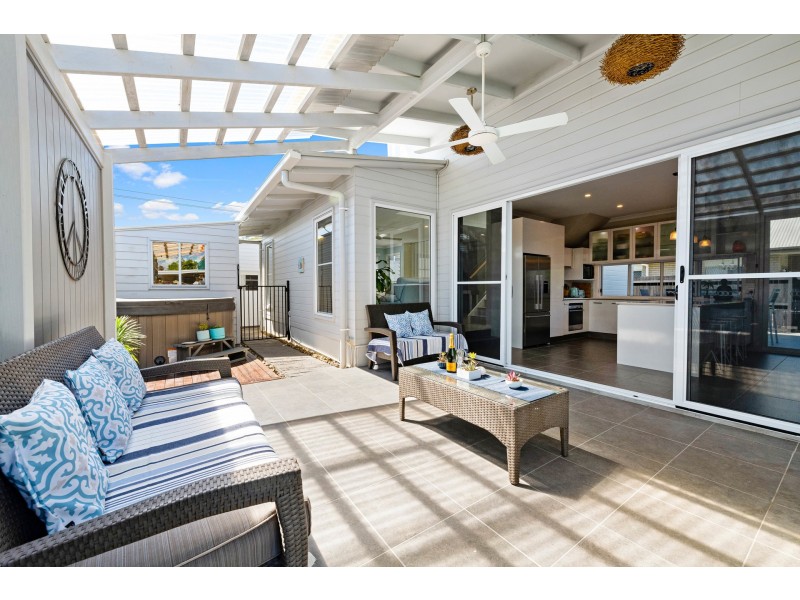 75 Mudjimba Beach Road, Mudjimba QLD 4564