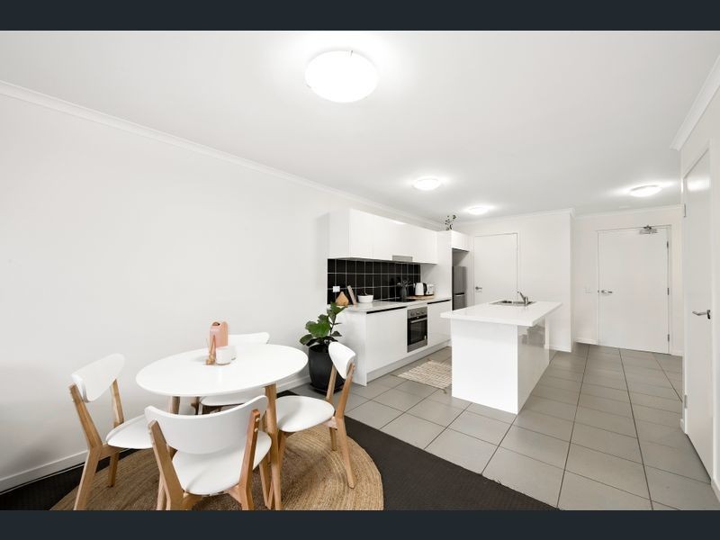 26/10-12 High Street, Sippy Downs QLD 4556