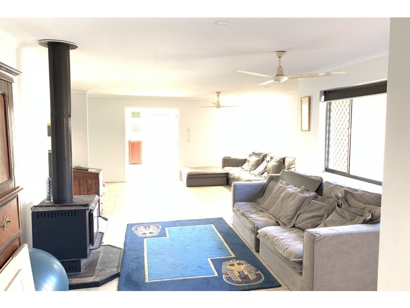 190 Hardwood Road, Landsborough QLD 4550