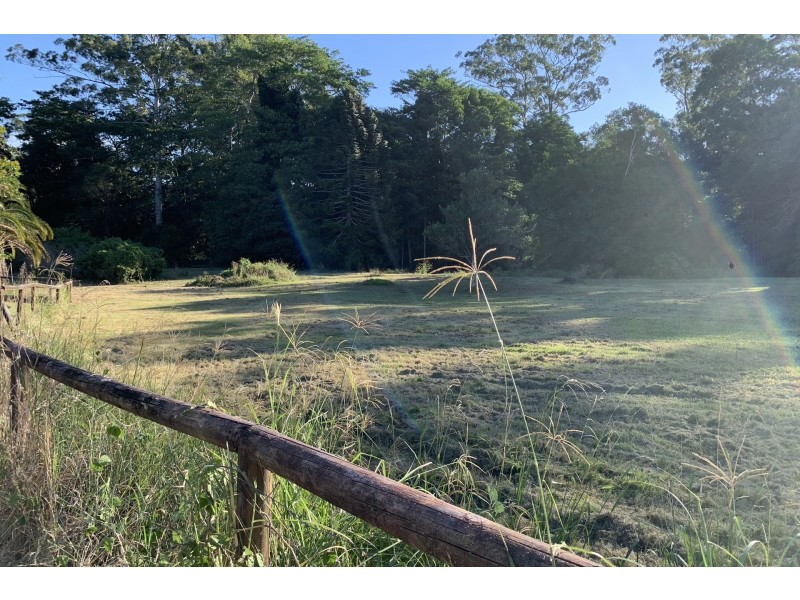 190 Hardwood Road, Landsborough QLD 4550