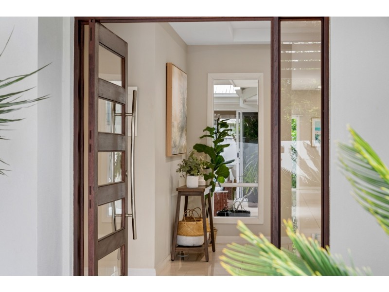 31 Cuba Court, Kawana Island QLD 4575