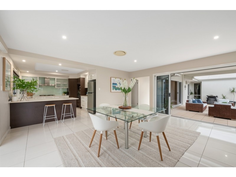 31 Cuba Court, Kawana Island QLD 4575