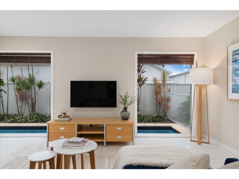 31 Cuba Court, Kawana Island QLD 4575