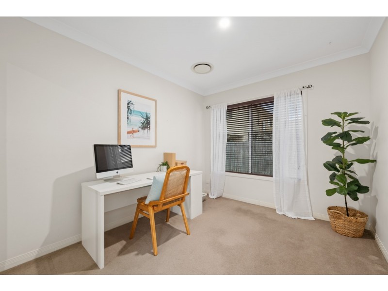 31 Cuba Court, Kawana Island QLD 4575