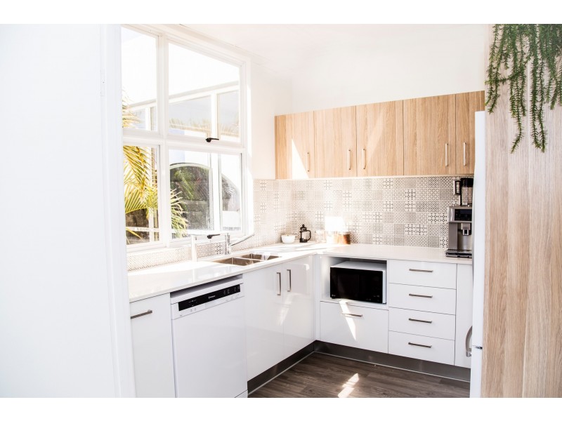 Suite 2C/3 Woomba Place, Mooloolaba QLD 4557