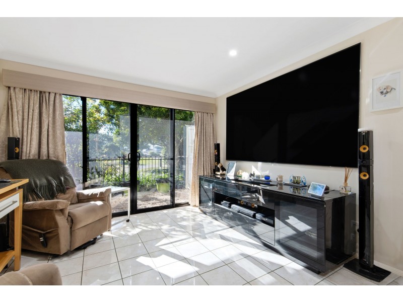 14 Mykonos Court, Kawana Island QLD 4575