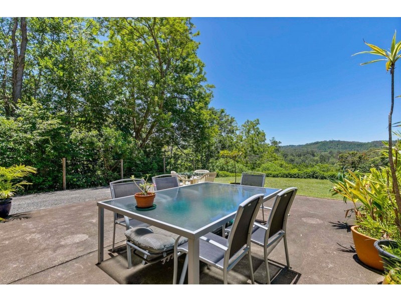 30 Crescent Road, Eumundi QLD 4562
